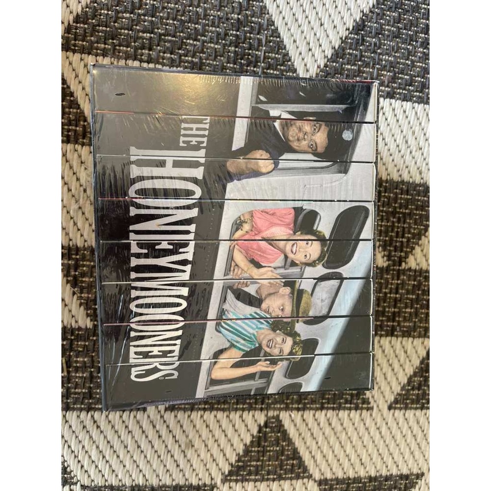 The Honeymooners Classic 39 Collection 8 VHS Tape Set New Sealed Jackie Gleason